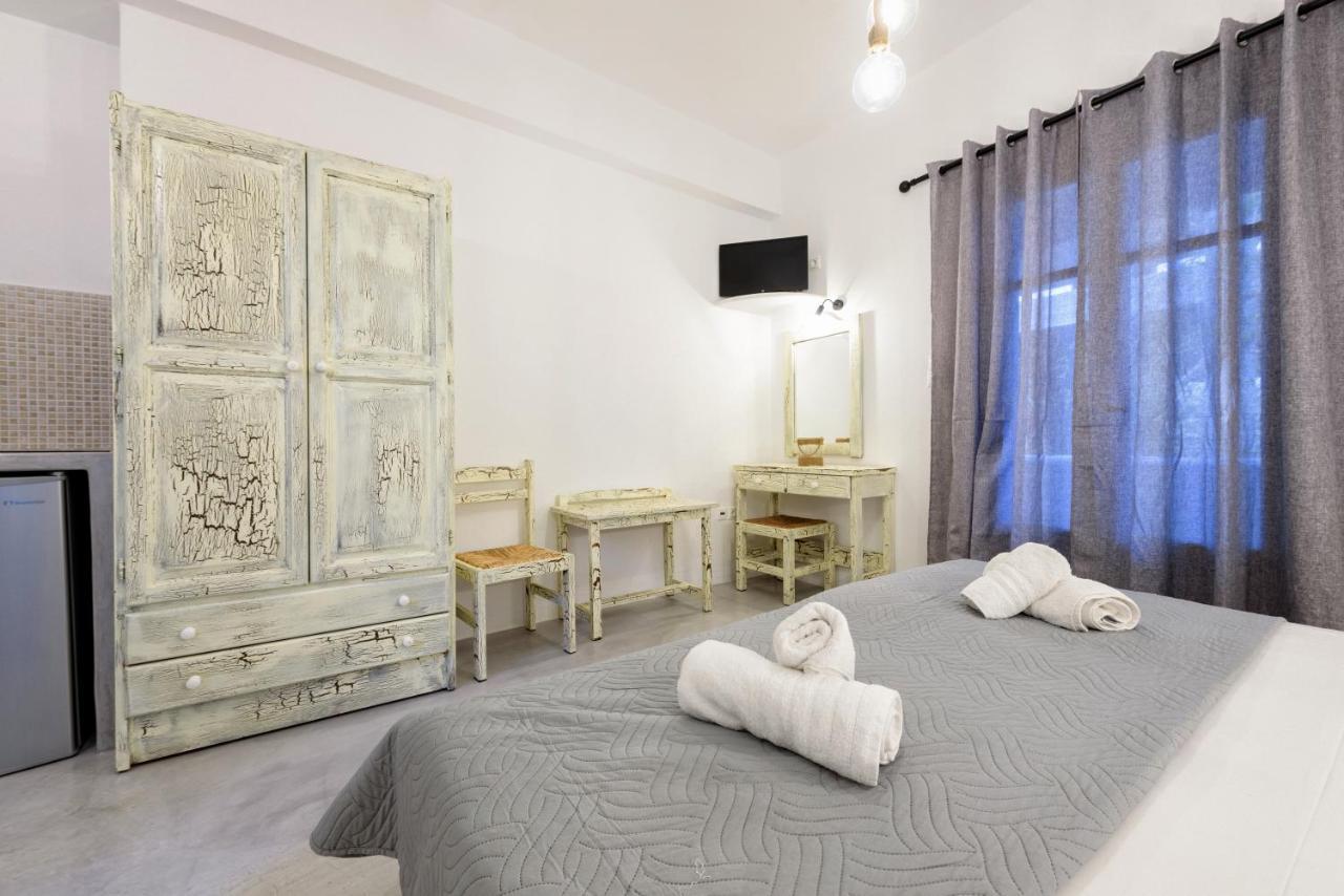 Joseph Apartments Парос Екстериор снимка
